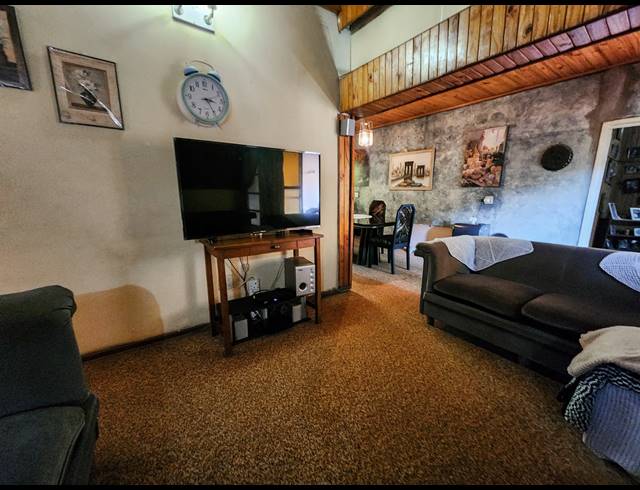4 BEDROOM HOUSE FOR SALE IN THEOVILLE